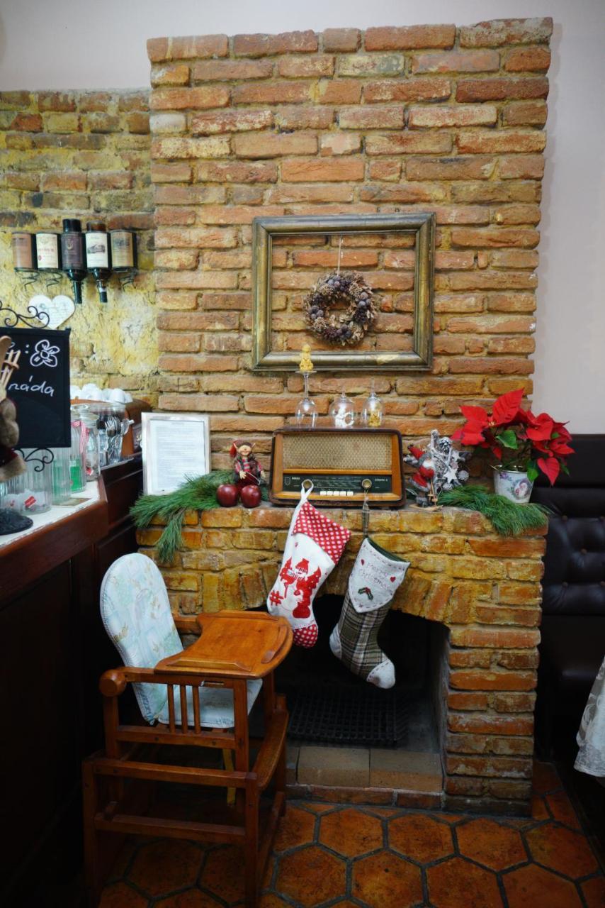 Penzion Restaurant Jakub โปปรัด ภายนอก รูปภาพ